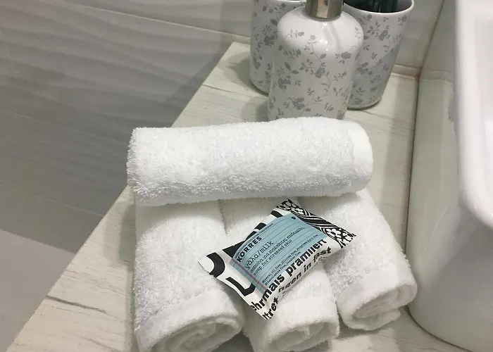 Uncle's House Luxury * آداماس