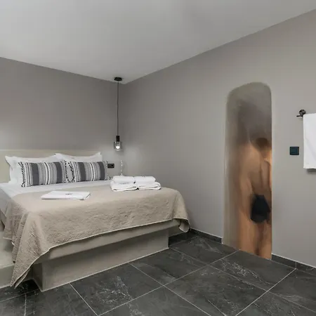 Uncle's House Luxury Adamantas (Milos)