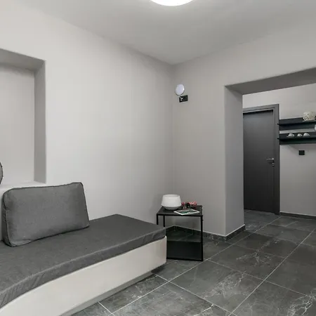 Uncle's House Luxury