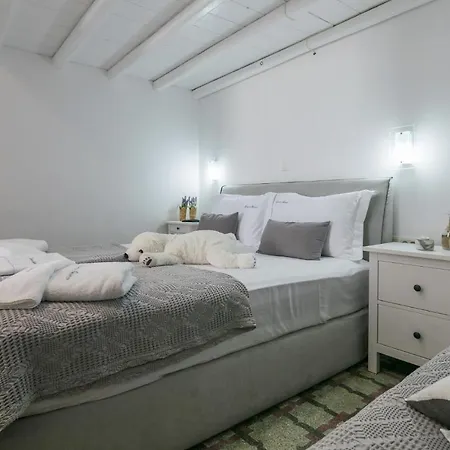 Uncle's House Luxury آداماس